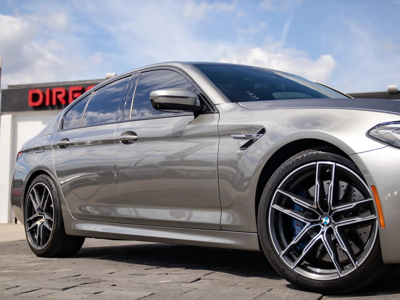 Used 2021 BMW M5 w/ Executive Package AWD/4WD image 4