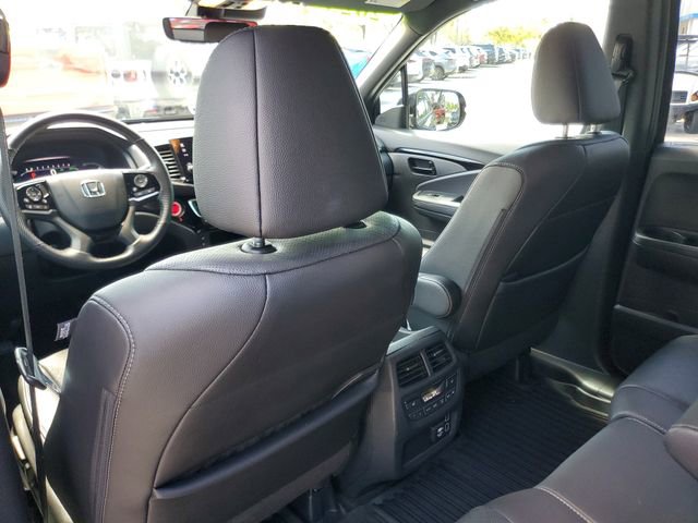 Used 2023 Honda Passport Elite image 12