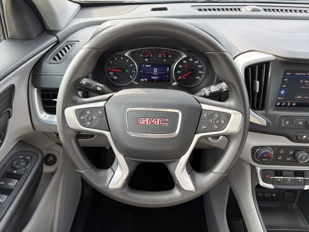 Used 2022 GMC Terrain SLE w/ Driver Convenience Package image 16