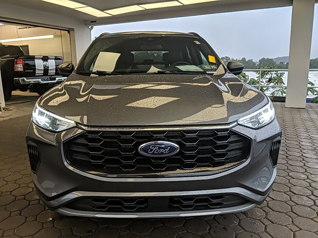 Certified 2023 Ford Escape ST-Line w/ Tech Pack #1 video 2