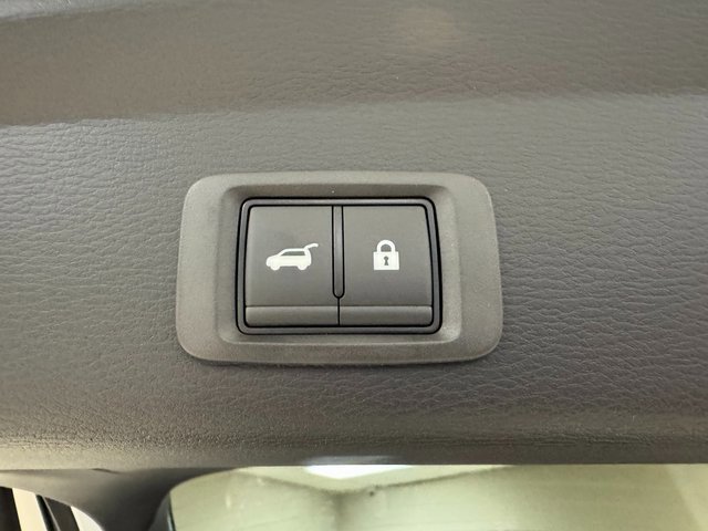 New 2025 Mitsubishi Outlander SE image 26