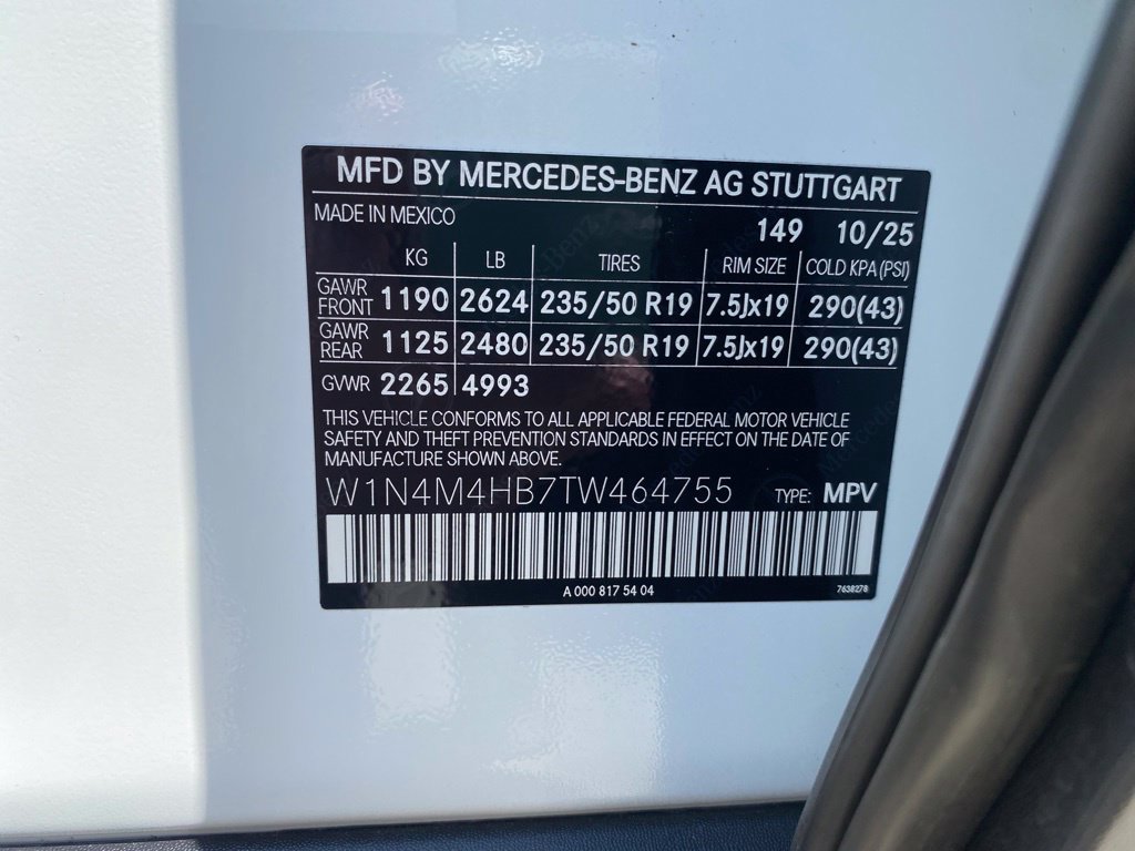 Used 2026 Mercedes-Benz GLB 250 4MATIC image 29