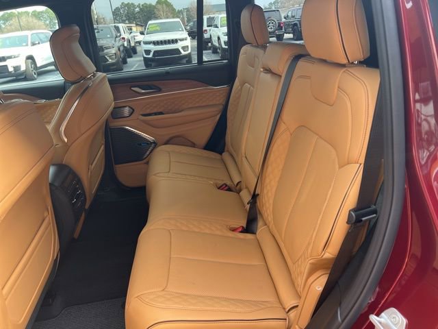 New 2026 Jeep Grand Cherokee Summit AWD/4WD image 19