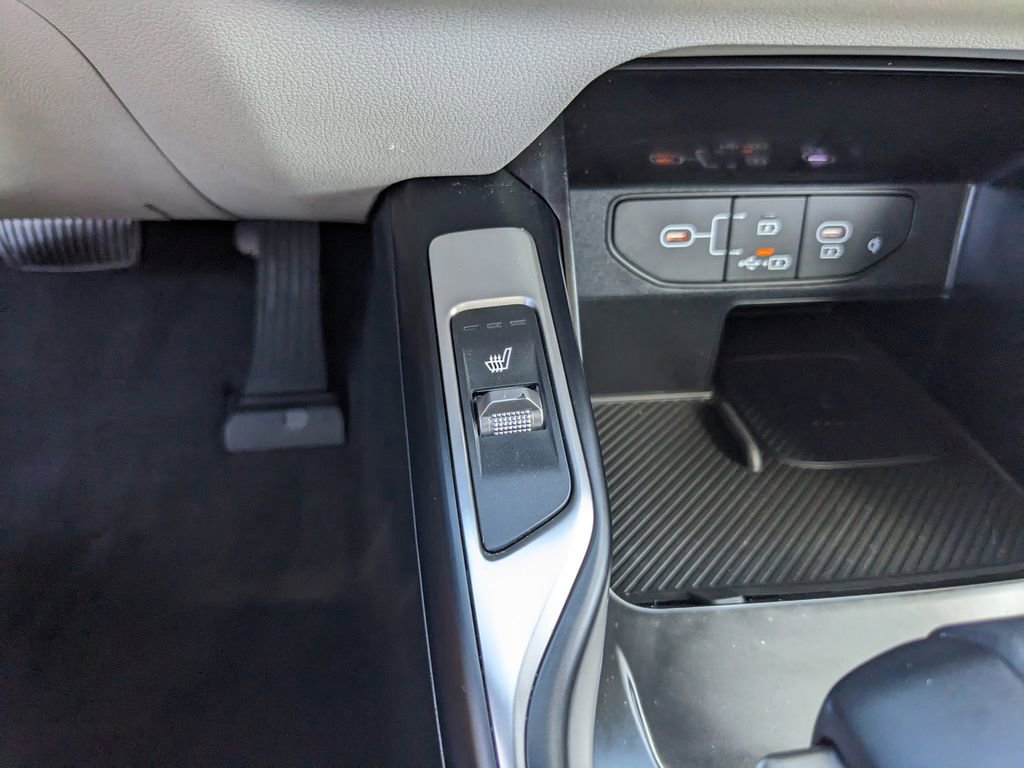 Certified 2024 Kia Sorento EX w/ Panoramic Sunroof Package image 26