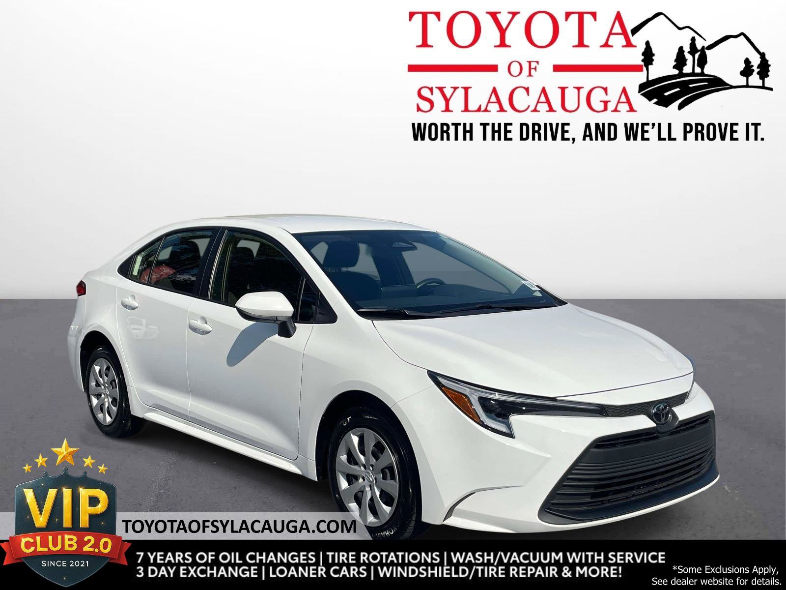 Used 2026 Toyota Corolla LE FWD image 1