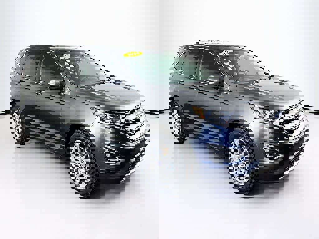 Certified 2018 Ford Edge Titanium w/ Equipment Group 301A image 23