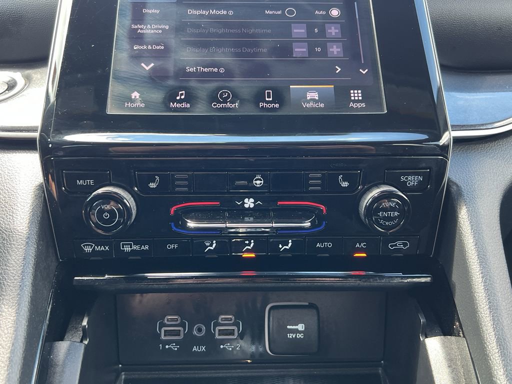 Used 2023 Jeep Grand Cherokee L Laredo image 23