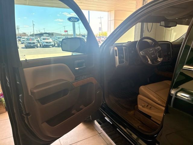 Used 2015 GMC Sierra 1500 SLT w/ SLT Crew Cab Value Package AWD/4WD image 8