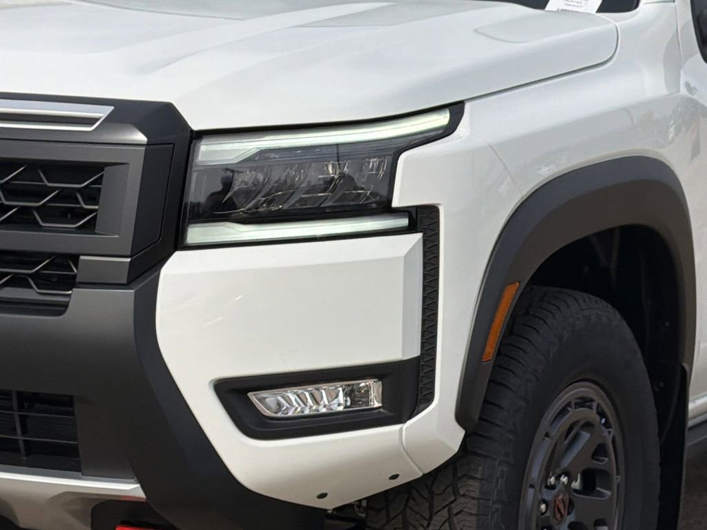 New 2026 Nissan Frontier PRO-4X w/ Pro-4x Convenience Package image 4
