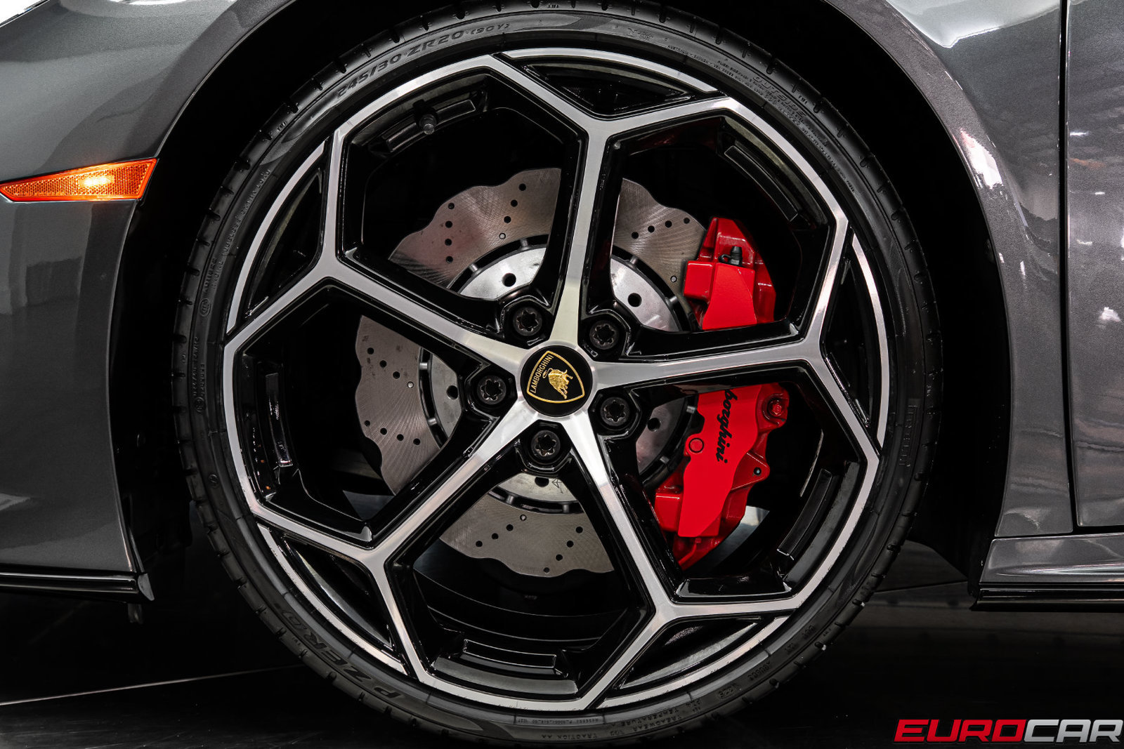 Used 2021 Lamborghini Huracan EVO RWD image 26
