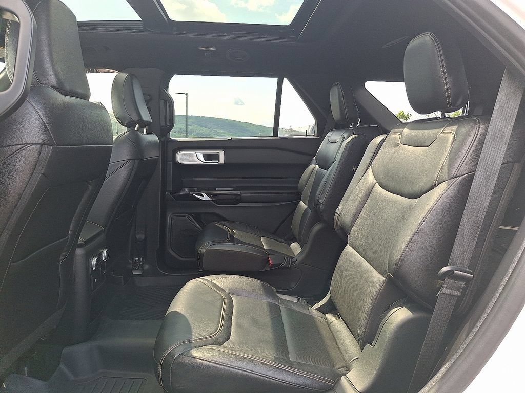 Used 2021 Ford Explorer ST w/ Equipment Group 401A AWD/4WD image 12