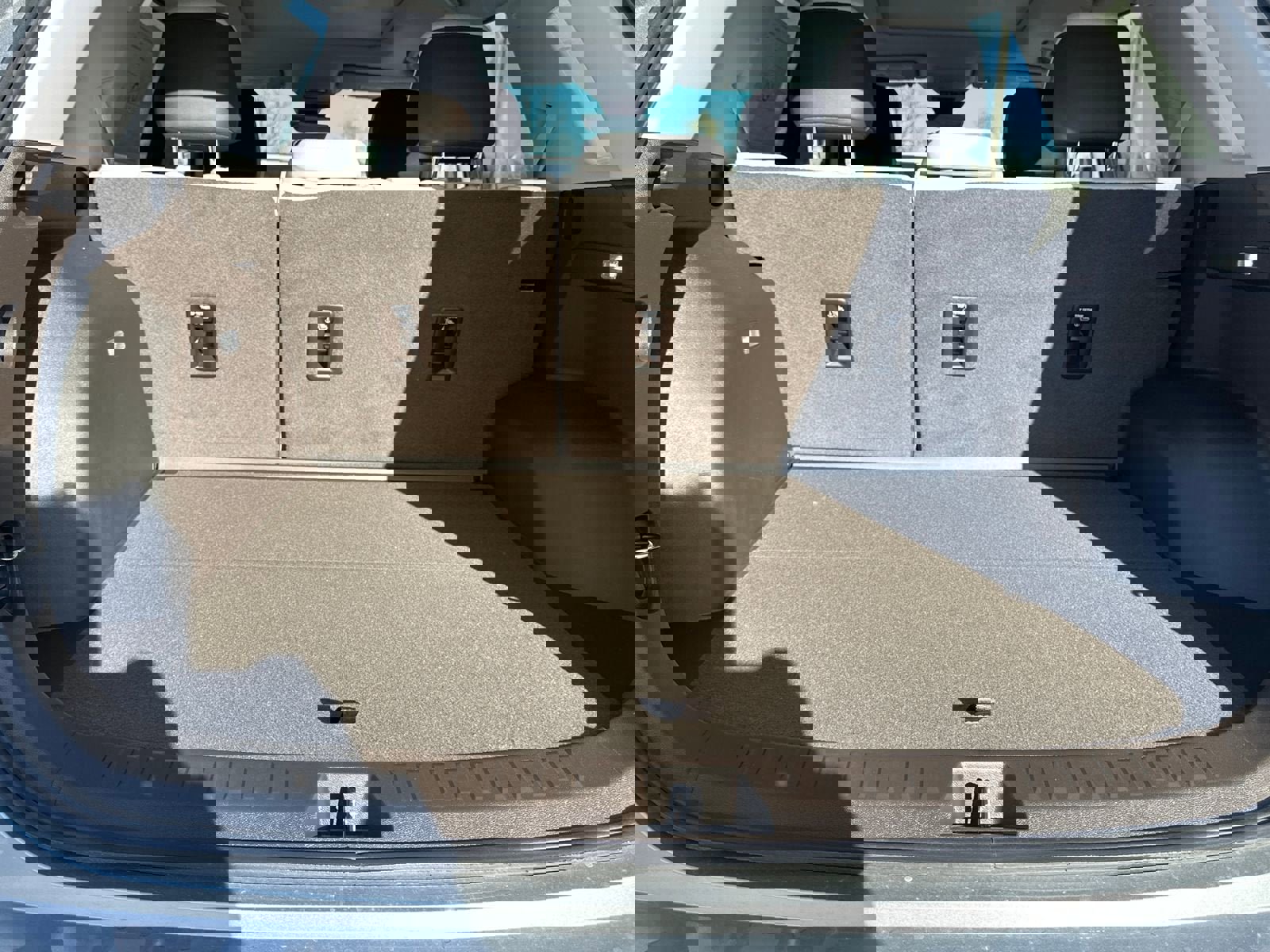 New 2026 GMC Terrain Denali w/ LPO, Black Badging Package image 26