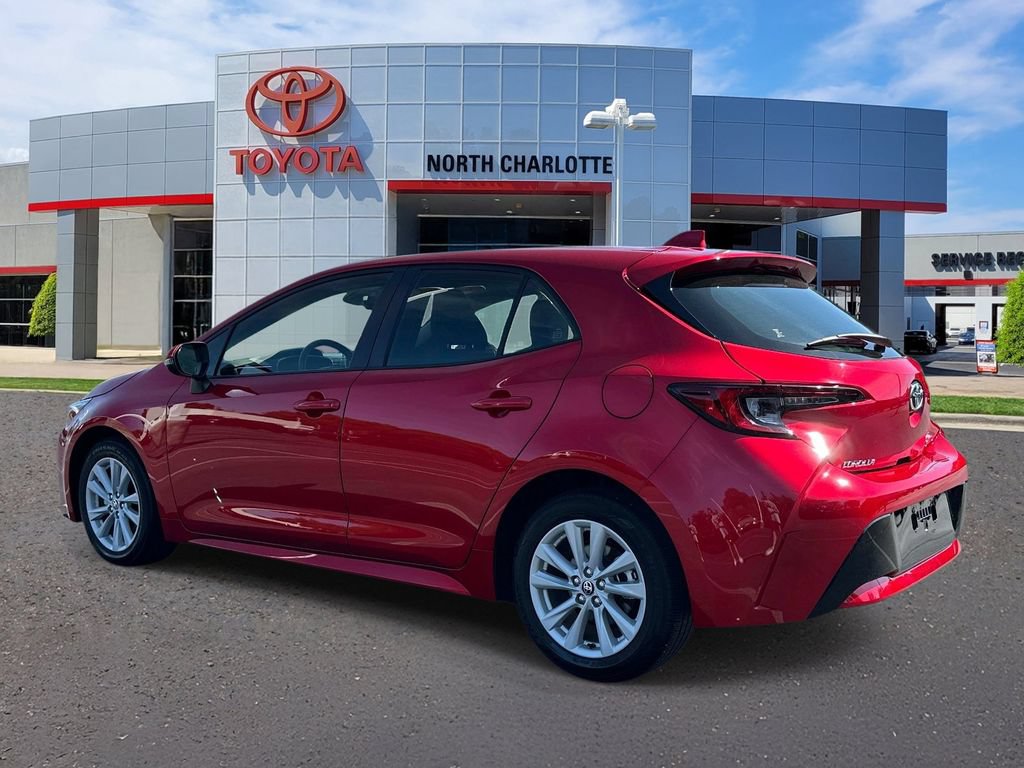 Used 2023 Toyota Corolla SE FWD image 5