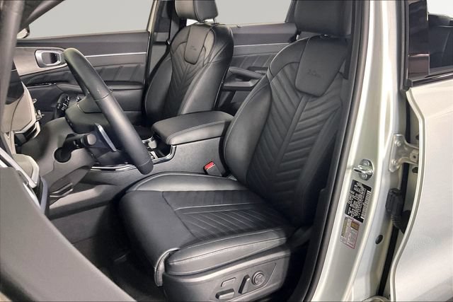 Certified 2026 Kia Sorento SX Prestige AWD/4WD image 19