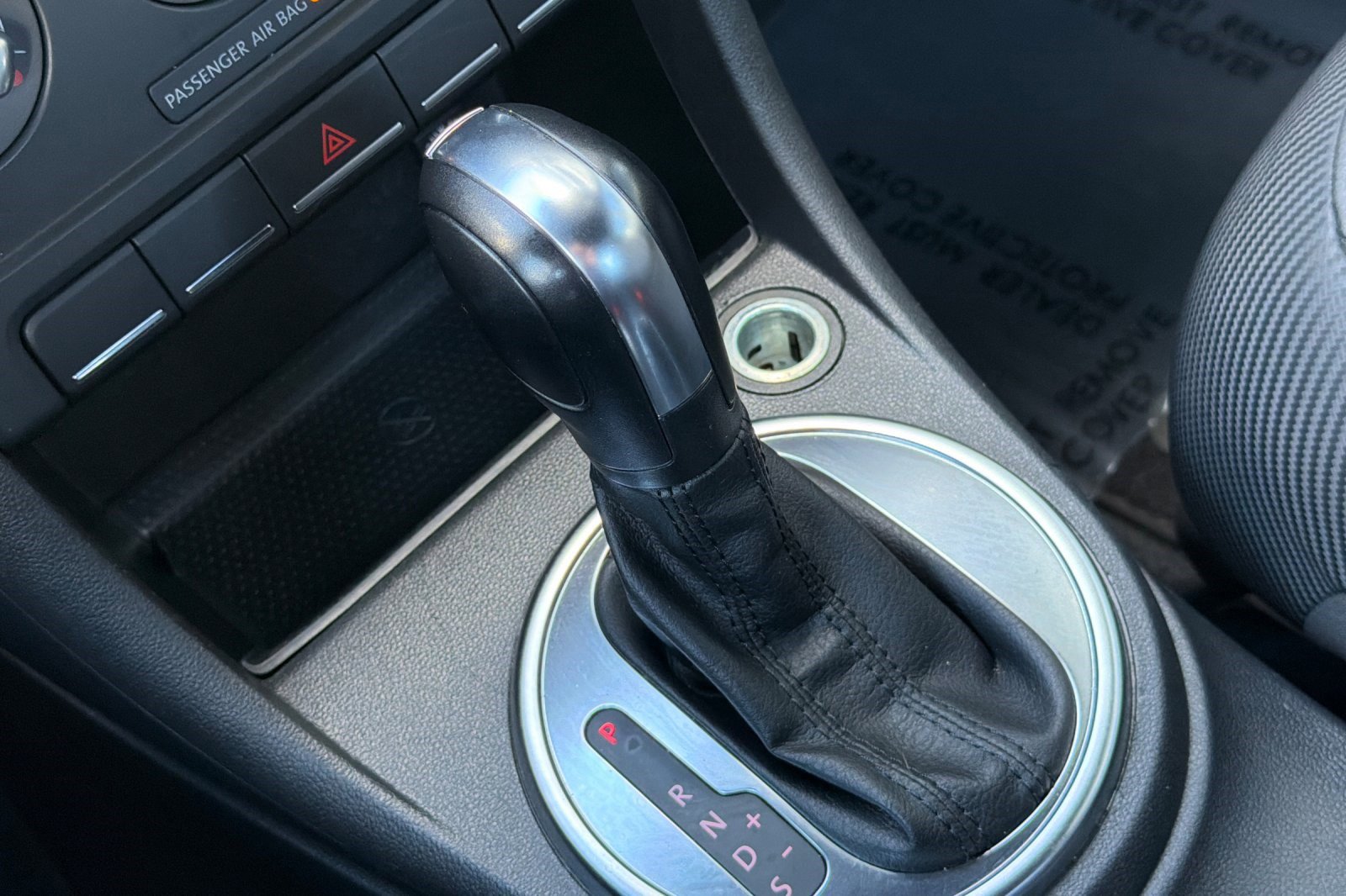 Used 2012 Volkswagen Beetle 2.5 image 25