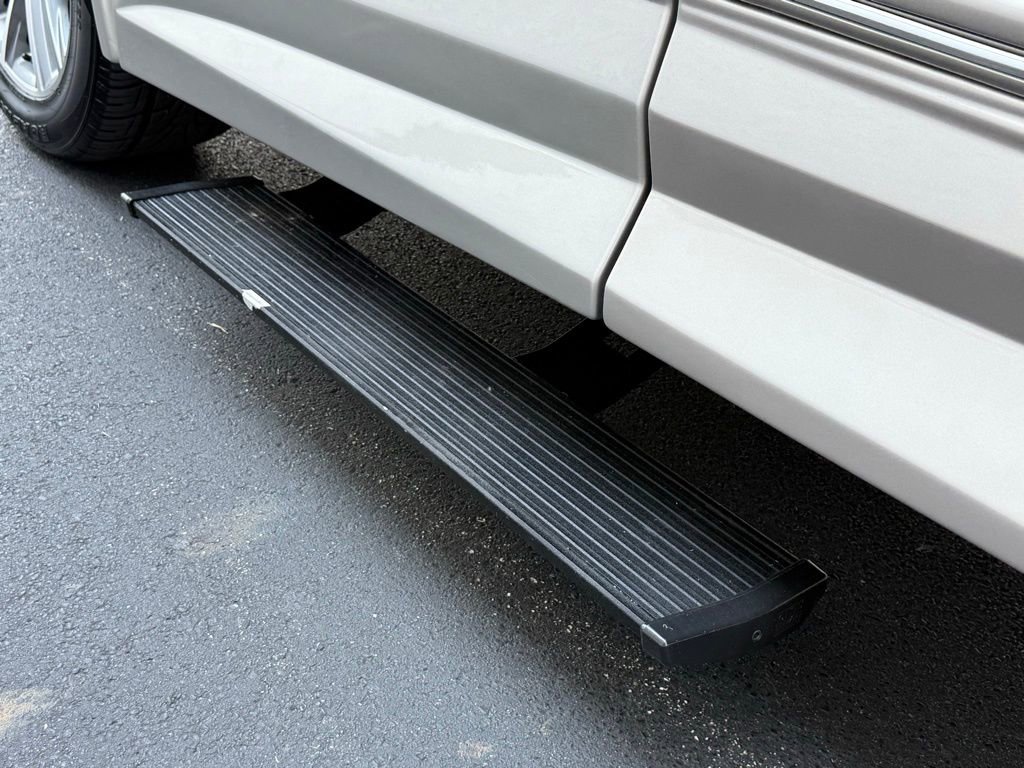 Used 2020 GMC Savana 2500 Explorer Limited SE w/ Enhanced Convenience Package image 14