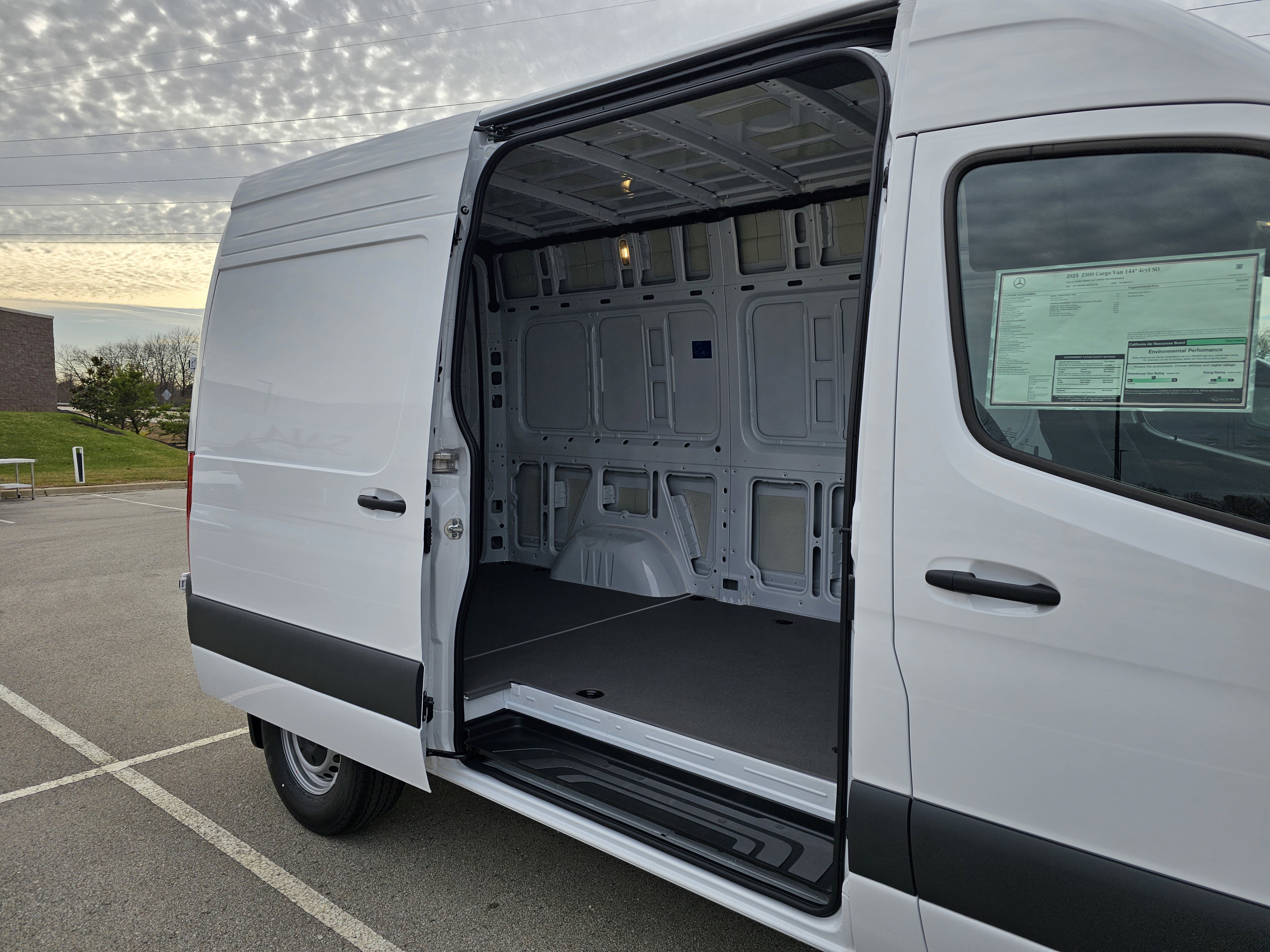 New 2025 Mercedes-Benz Sprinter 2500 image 23