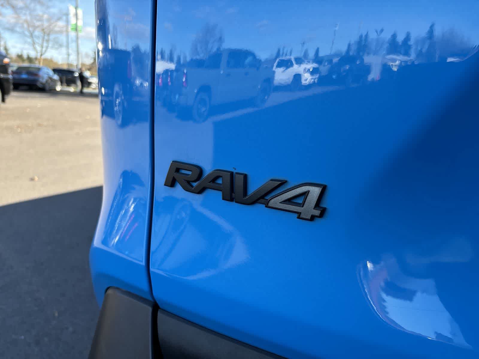 Used 2019 Toyota RAV4 Adventure w/ Cold Weather Package AWD/4WD image 4