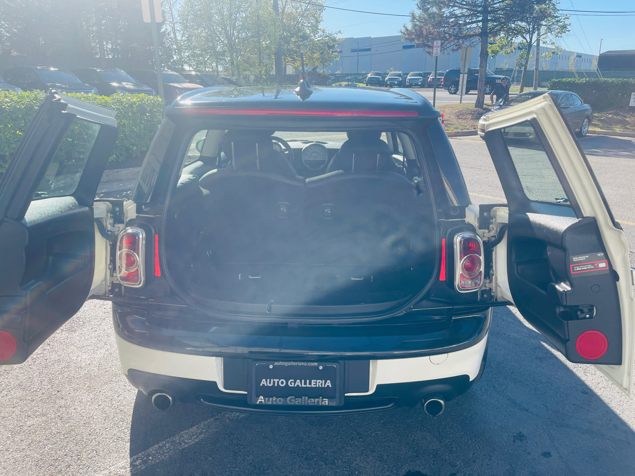 Used 2012 MINI Cooper Clubman S image 9