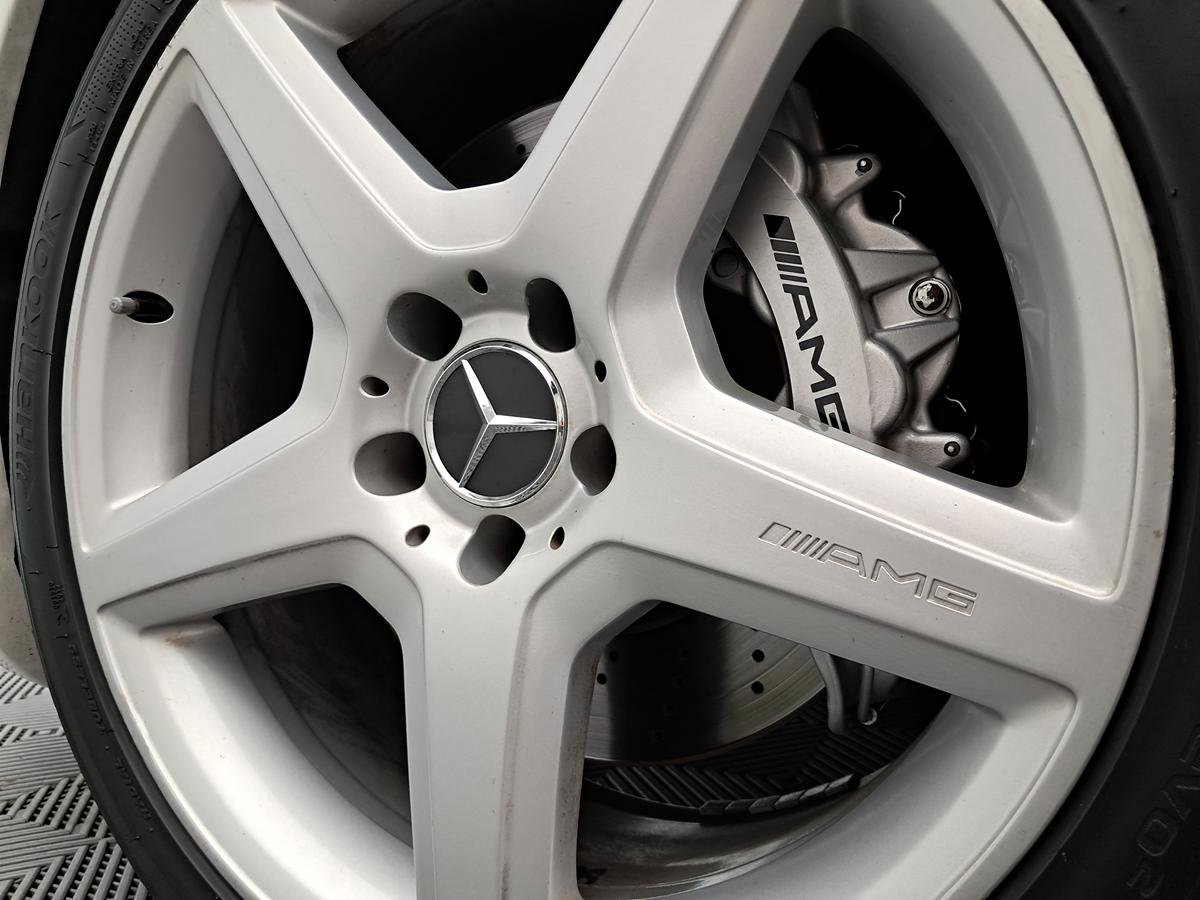 Used 2006 Mercedes-Benz CLS 55 AMG image 9