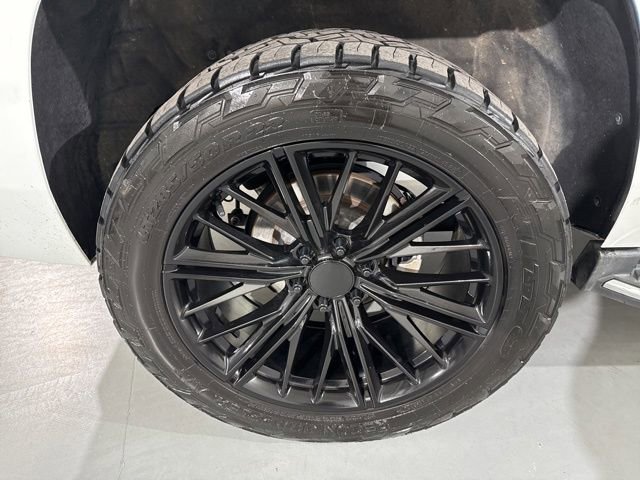 Used 2016 Chevrolet Tahoe LTZ image 15