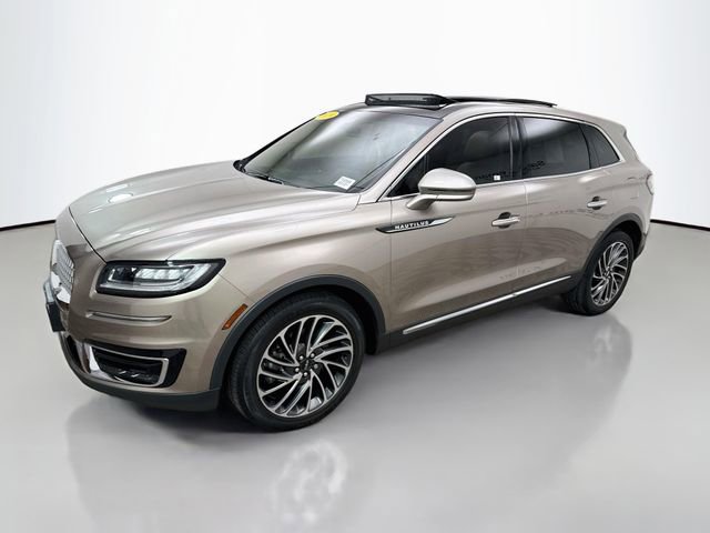 Used 2019 Lincoln Nautilus Reserve AWD/4WD image 3