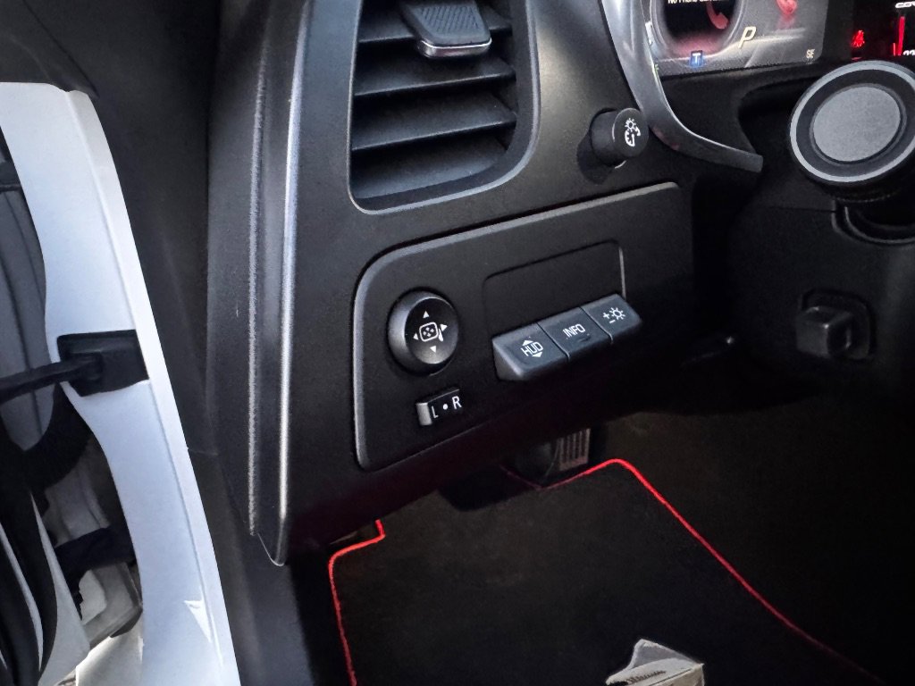 Used 2015 Chevrolet Corvette Stingray Coupe w/ 2LT Preferred Equipment Group image 20