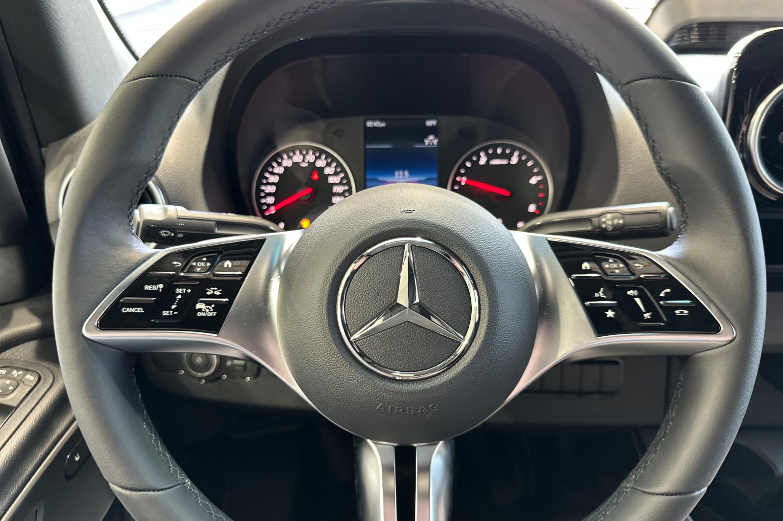 New 2025 Mercedes-Benz Sprinter 2500 image 18