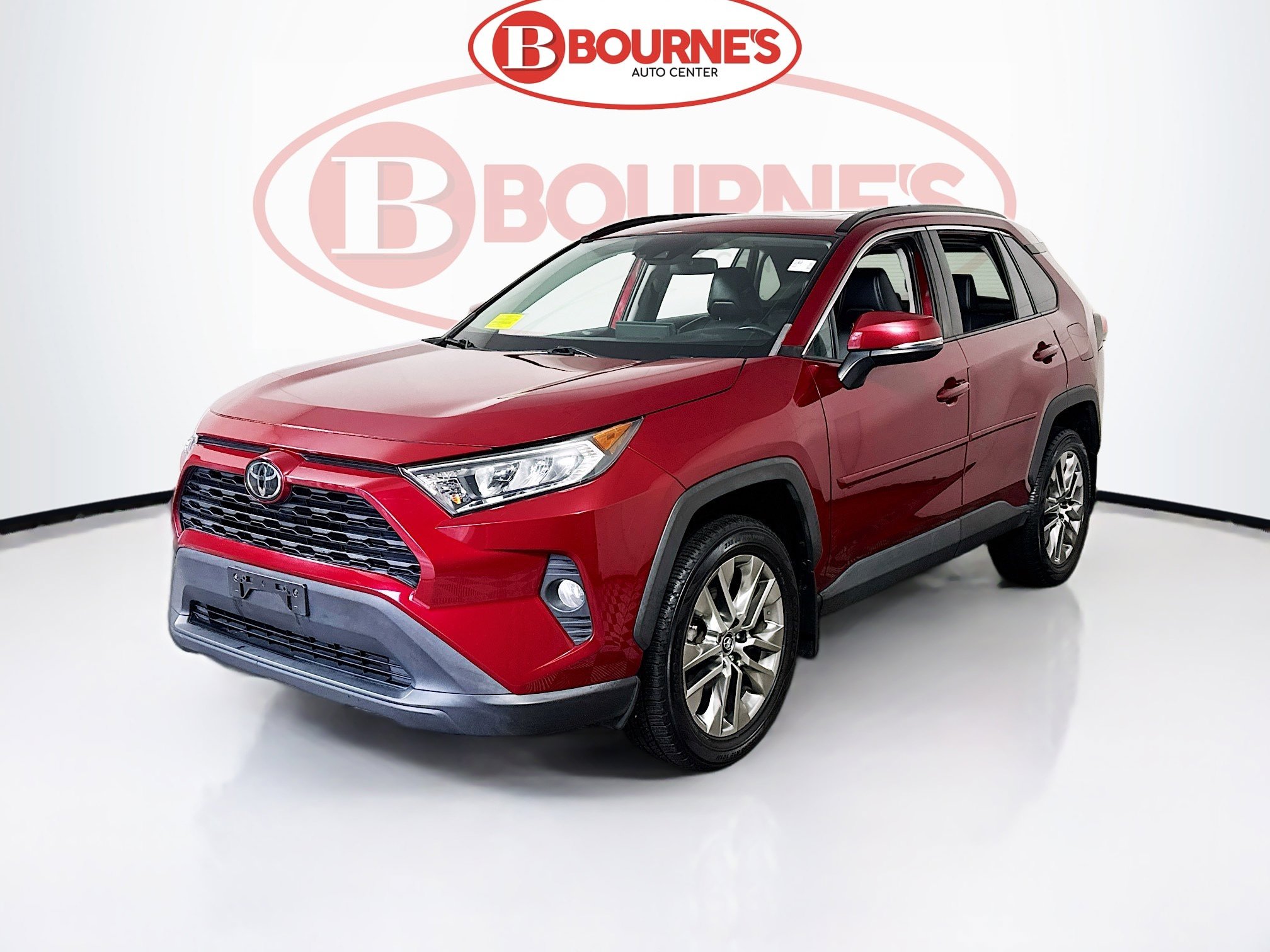 Used 2019 Toyota RAV4 XLE Premium w/ Cold Weather Package AWD/4WD image 6