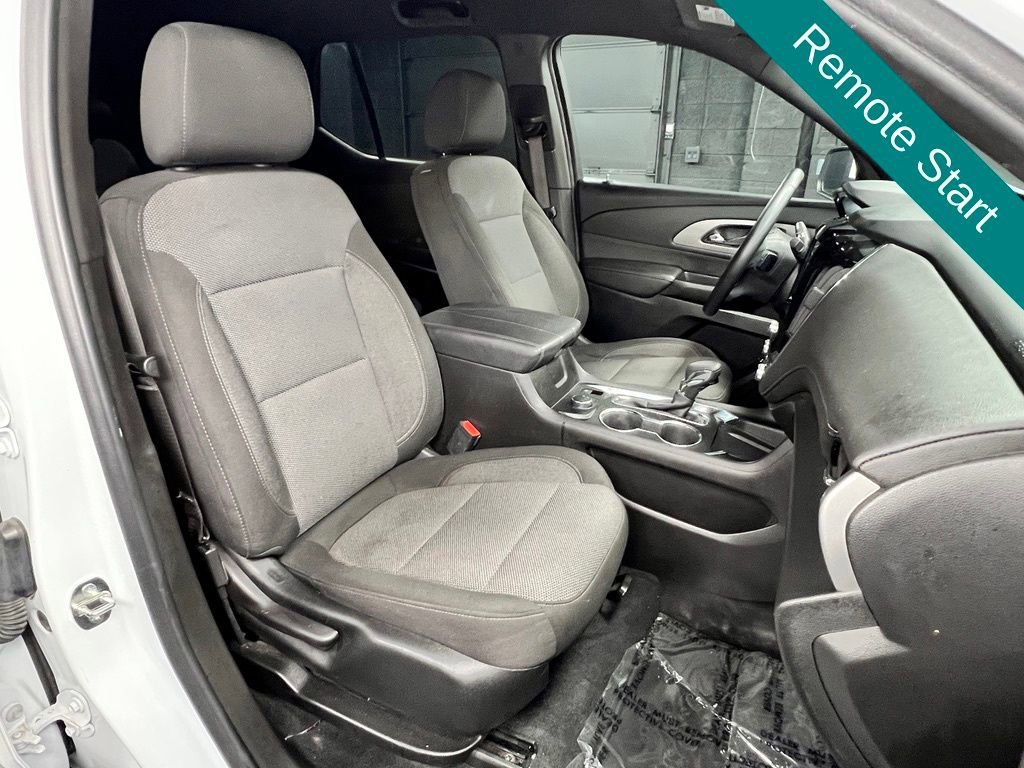 Used 2023 Chevrolet Traverse LT FWD image 7