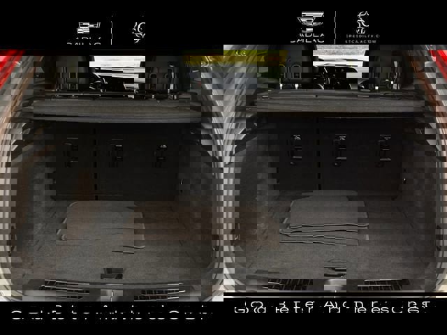 Used 2024 Cadillac XT4 Premium Luxury image 27