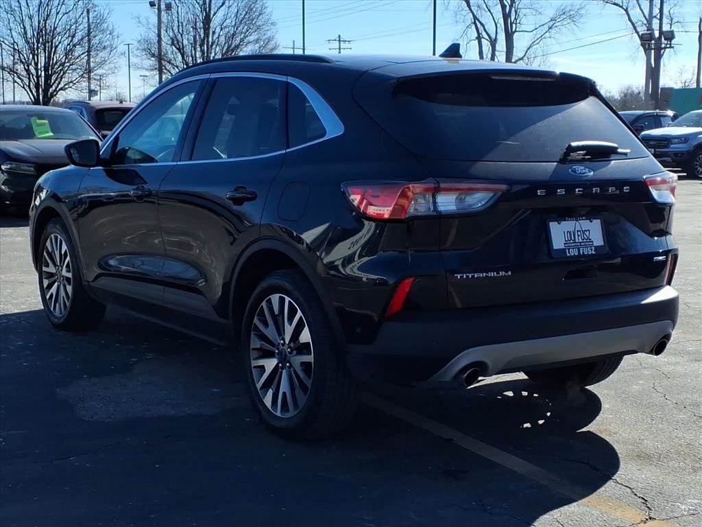Used 2021 Ford Escape Titanium image 6
