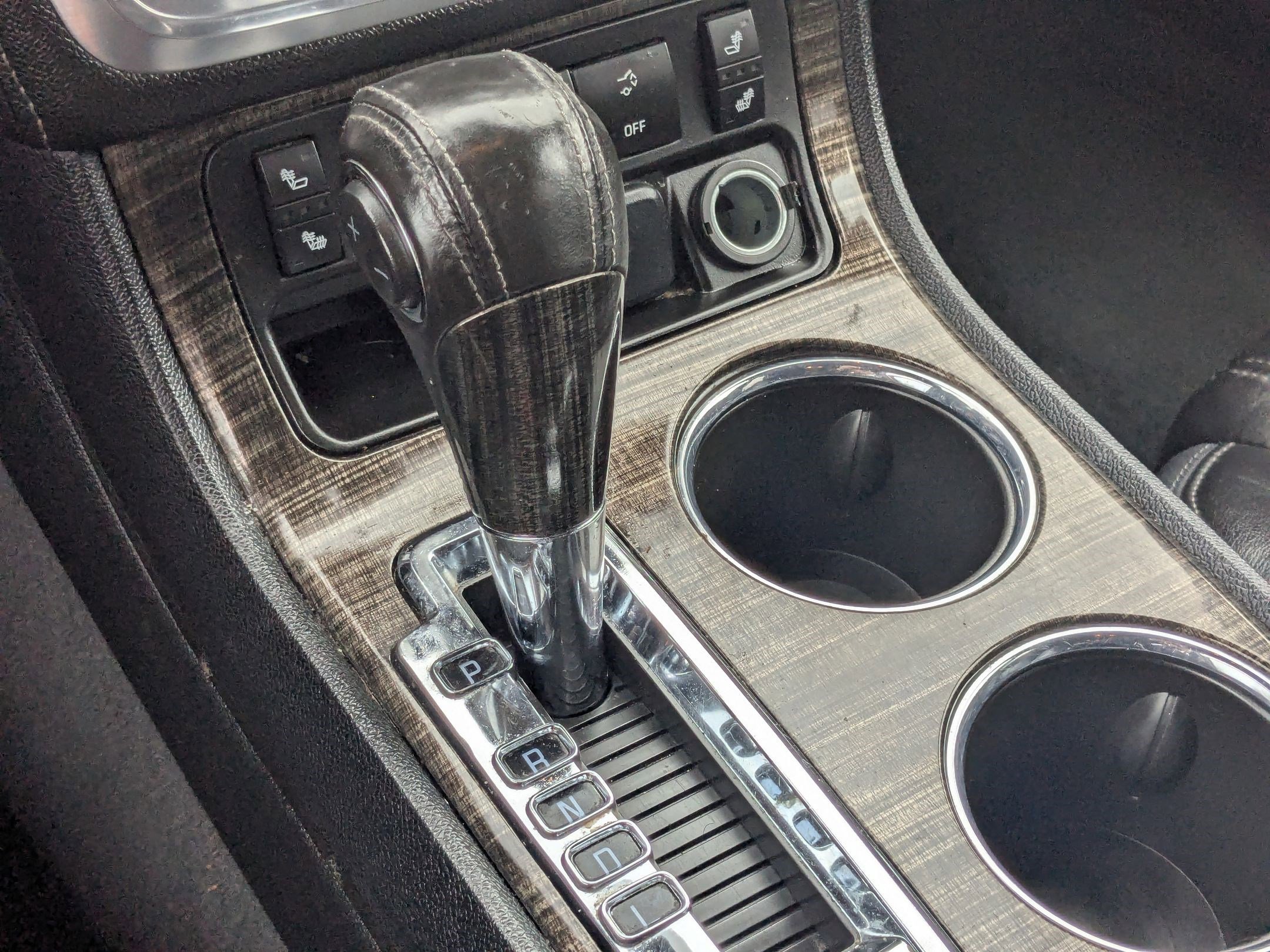 Used 2016 GMC Acadia SLT image 25