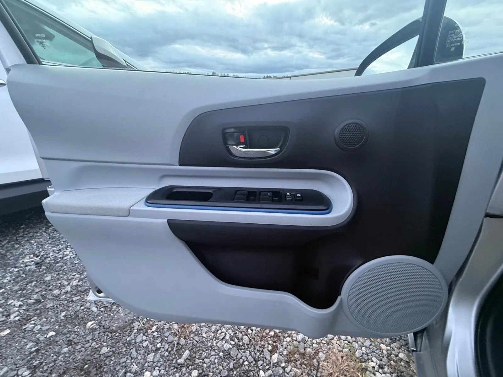 Used 2012 Toyota Prius C Two FWD image 17