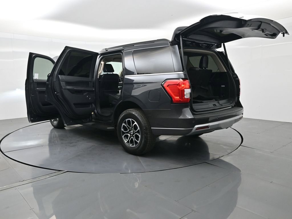 Used 2024 Ford Expedition XLT image 44
