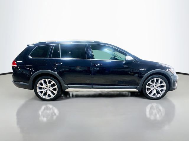 Used 2018 Volkswagen Golf Alltrack SEL AWD/4WD image 6