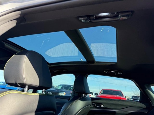 Used 2025 Kia K5 GT w/ GT1 Package image 11