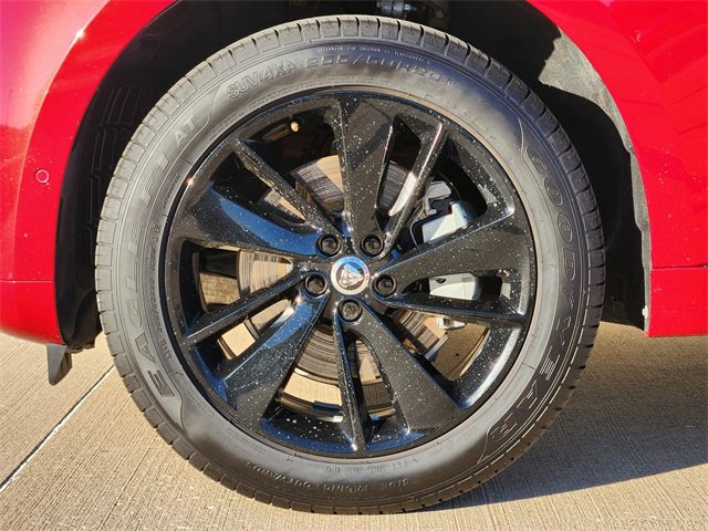 Used 2025 Jaguar F-PACE R-Dynamic S image 10