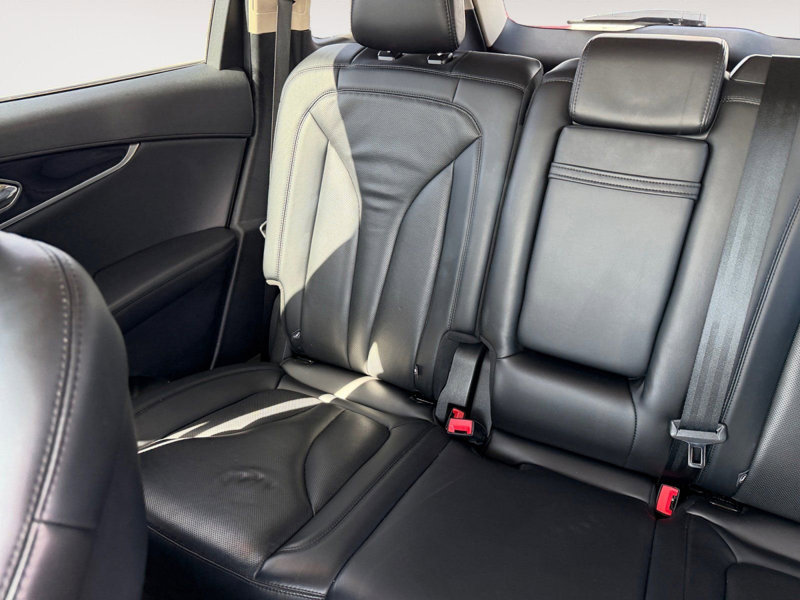 Certified 2023 Lincoln Nautilus Reserve w/ Luxury Package image 13