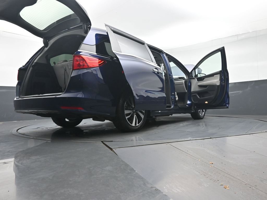 Certified 2024 Honda Odyssey Touring image 57