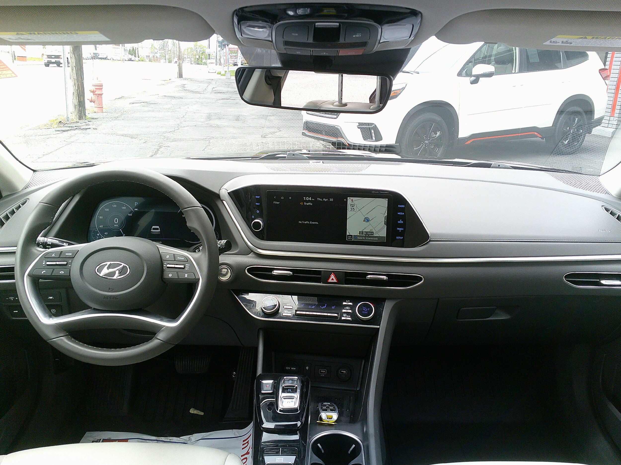Used 2023 Hyundai Sonata SEL w/ Convenience Package FWD image 18