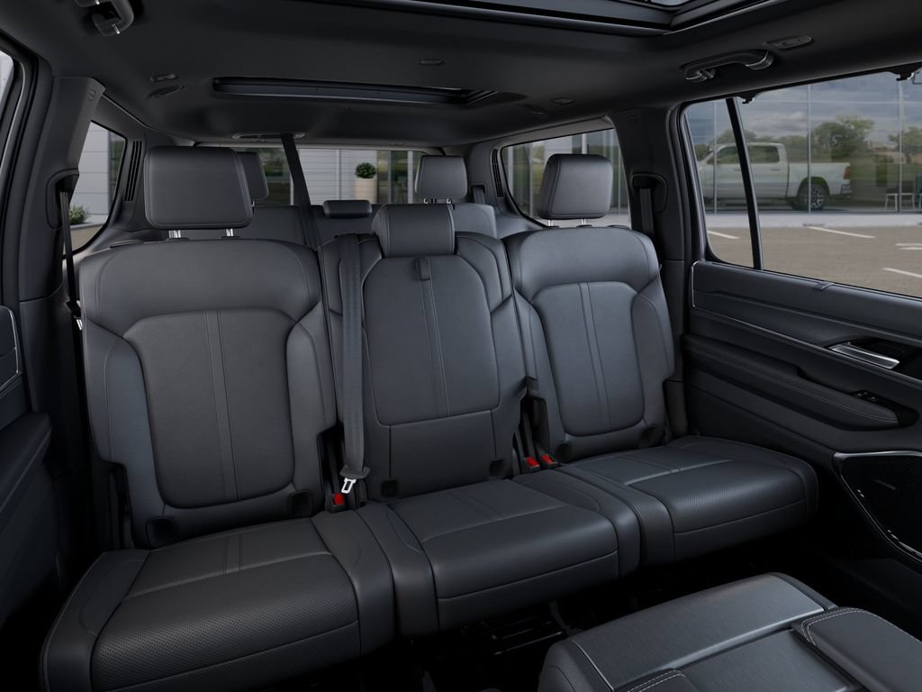 New 2025 Jeep Wagoneer 4WD w/ Convenience Group I image 15