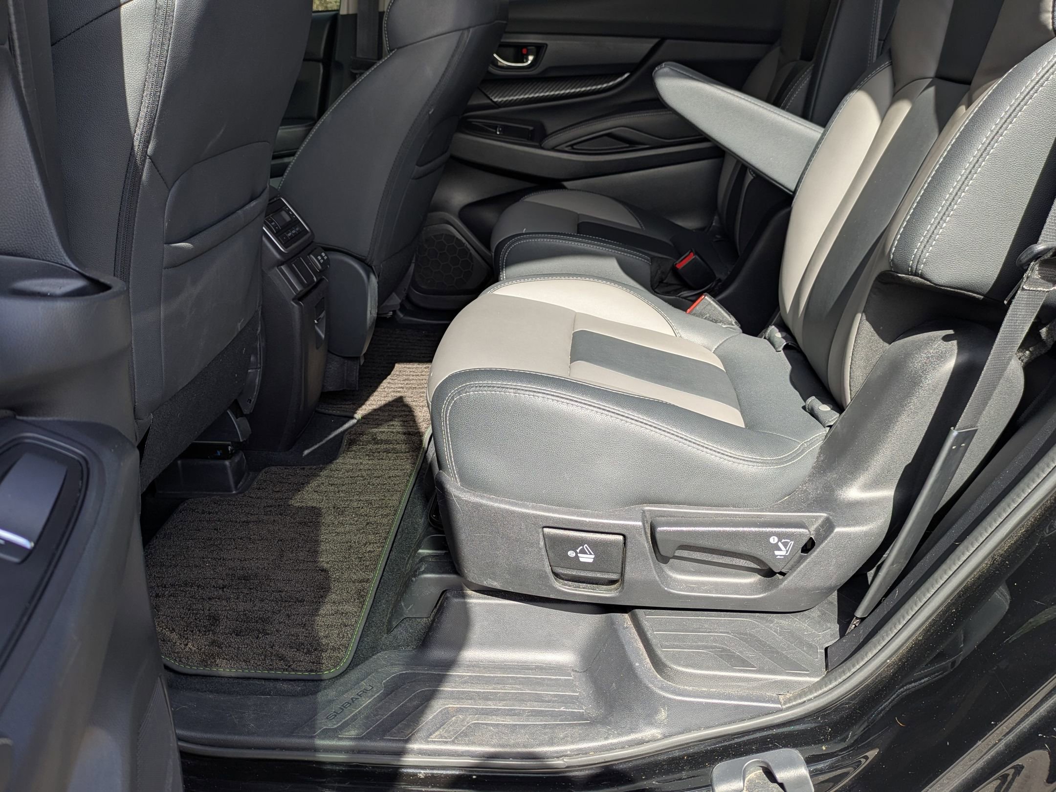 Used 2022 Subaru Ascent Onyx Edition image 27