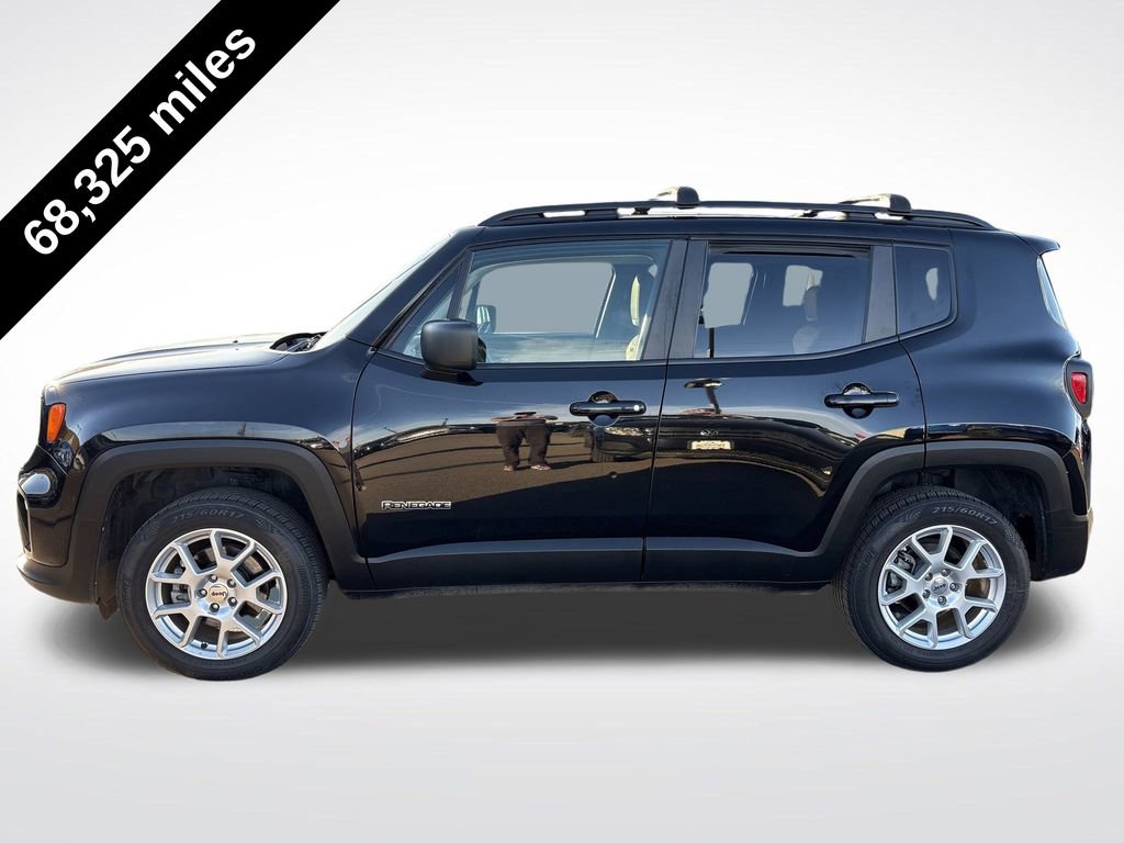Used 2022 Jeep Renegade Latitude image 2