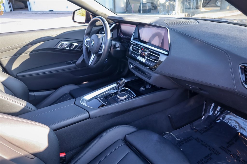 Used 2025 BMW Z4 sDrive30i image 19