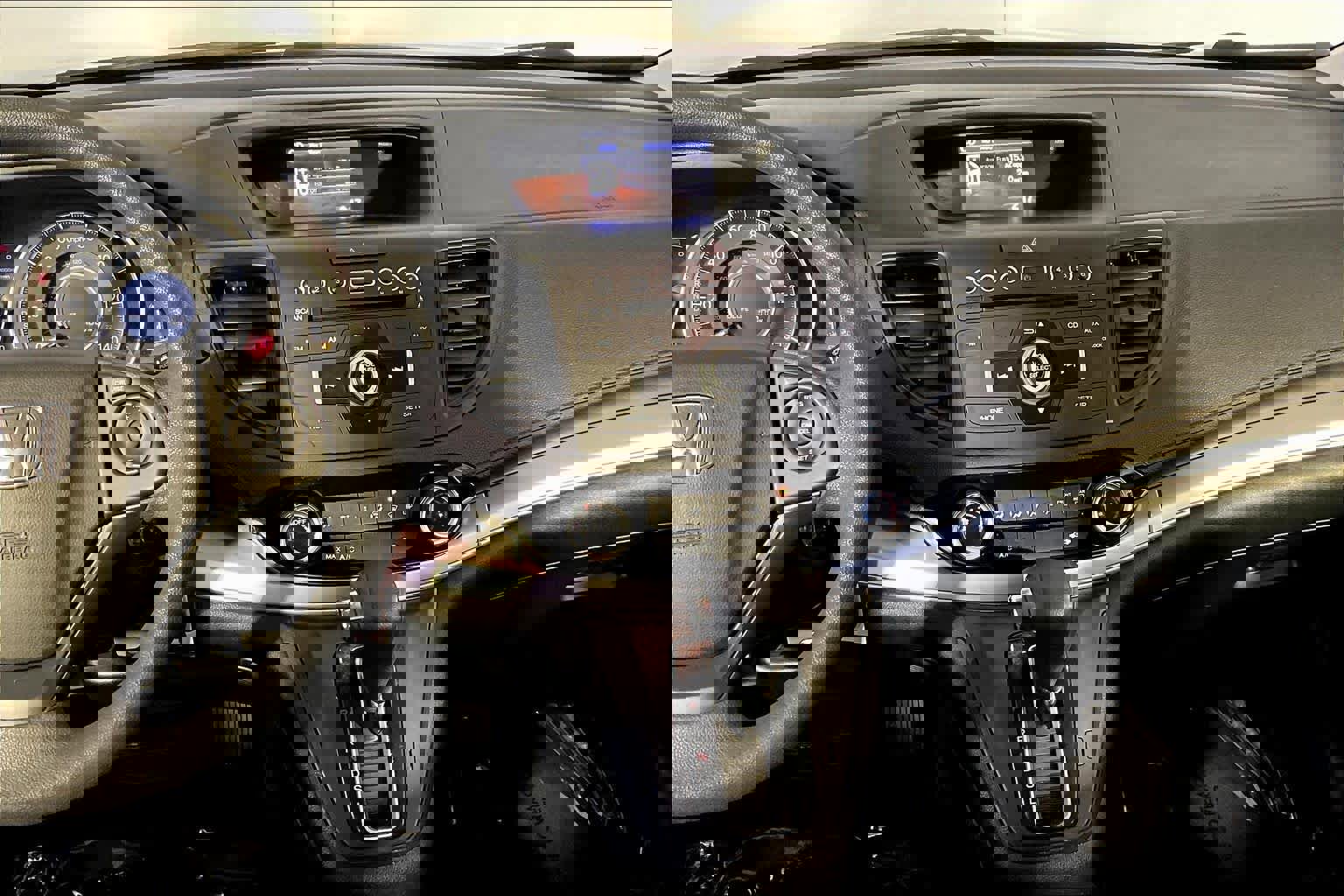 Used 2016 Honda CR-V LX image 7