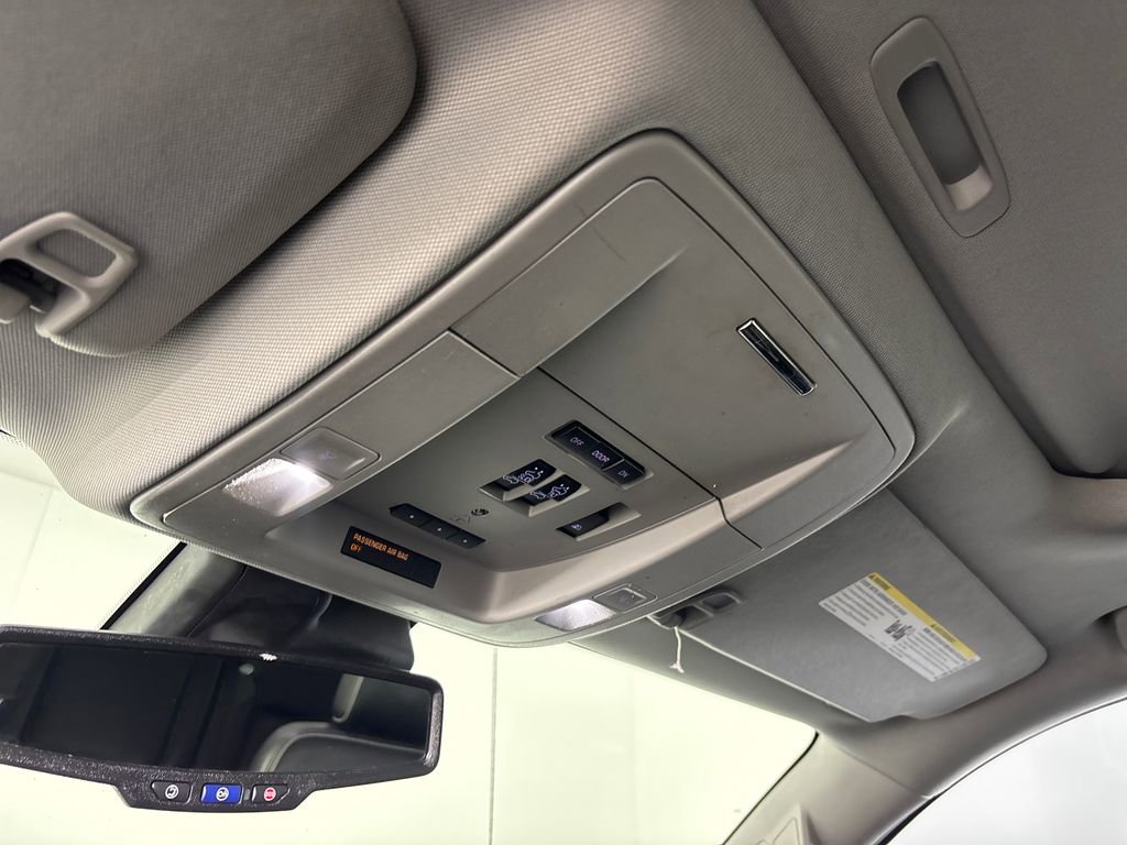 Used 2018 Chevrolet Silverado 1500 High Country image 22