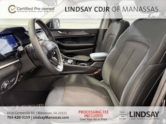 Certified 2023 Jeep Grand Cherokee Laredo AWD/4WD image 20
