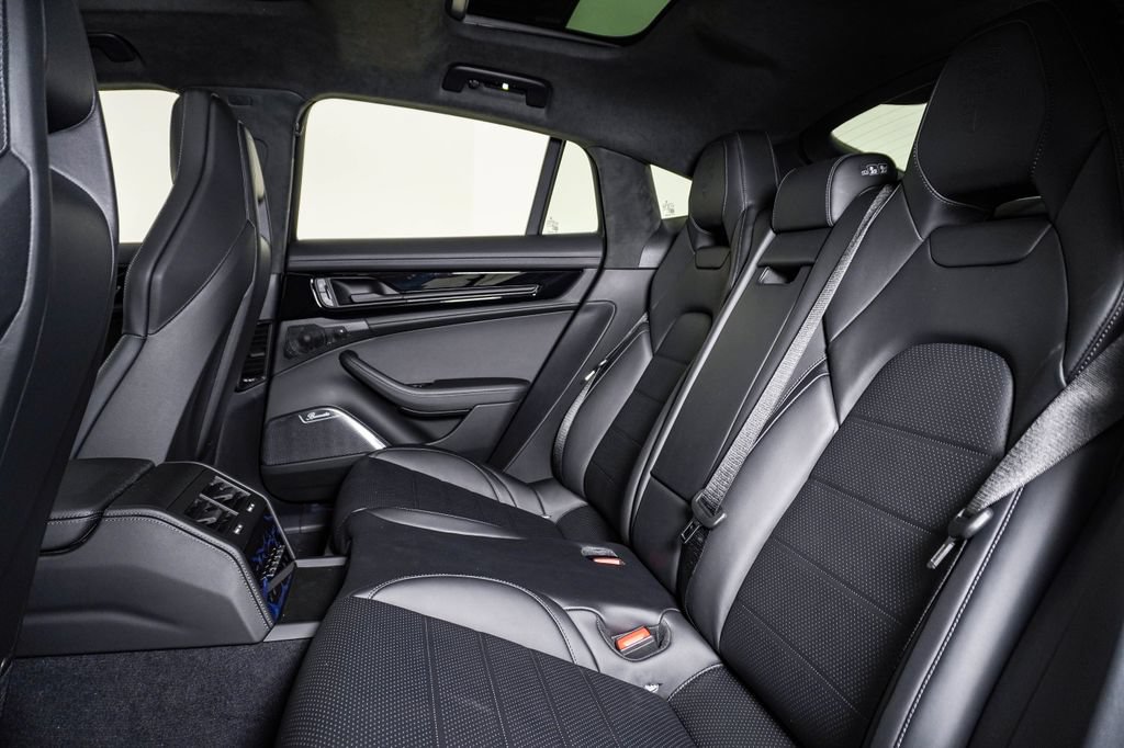 New 2026 Porsche Panamera GTS AWD/4WD image 17