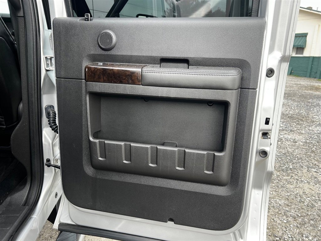 Used 2013 Ford F350 Platinum w/ FX4 Off Road Pkg image 29